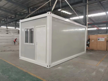 Foldable container house